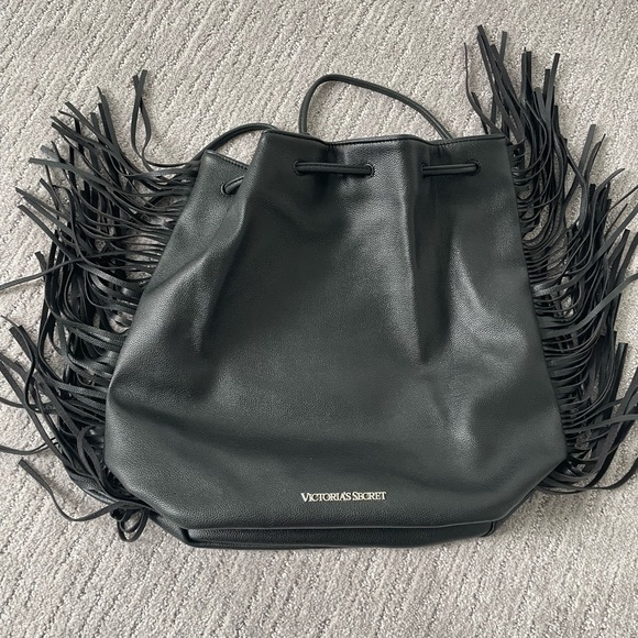 Victoria’s Secret Faux Black Leather Fringe Sides Draw String Backpack - Picture 7 of 8